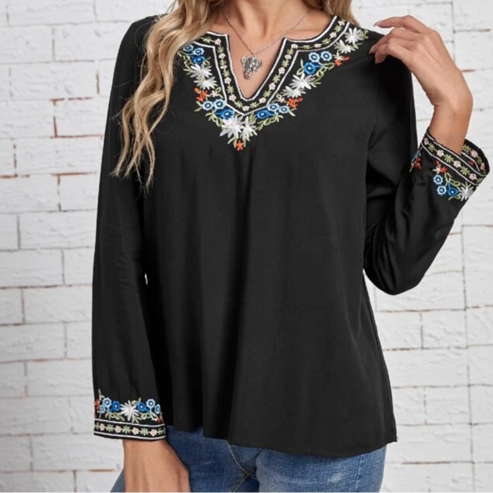 Embroidered notched neck Black Women's blouse S